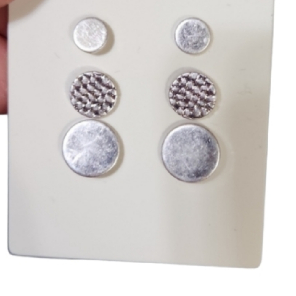 3 new pair flat silver Disc studs new